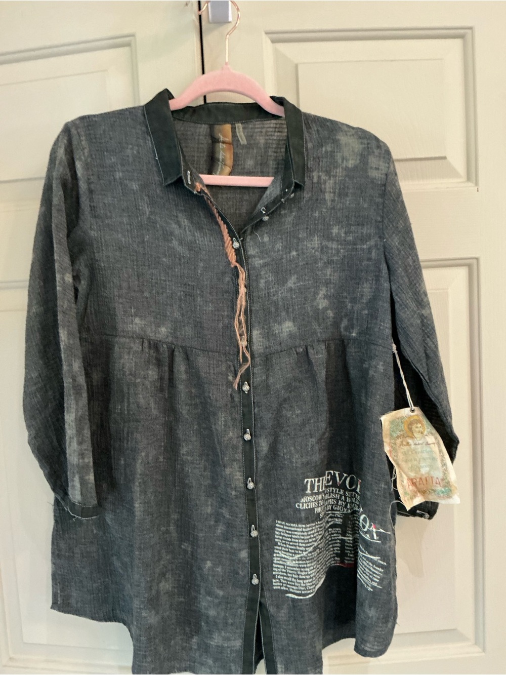 Aratta Wearable Art - Washed Charcoal Button-Front Tunic with Text Detail